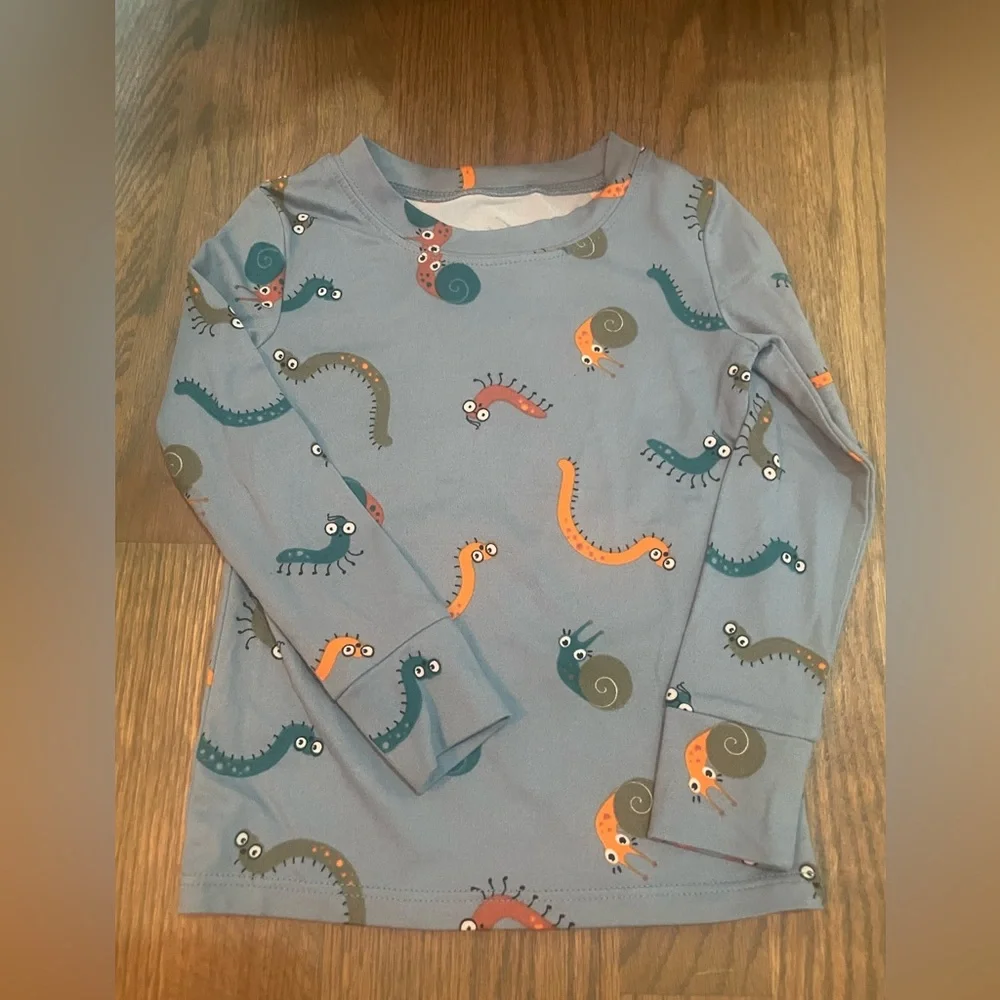 Blue critters Longsleeve tshirt size 2t 🦖🦕